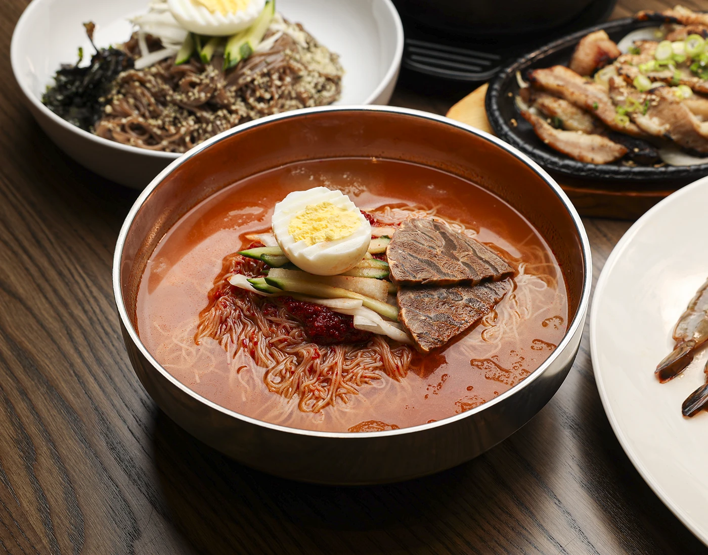 비빔 물냉면 Spicy Cold Noodles